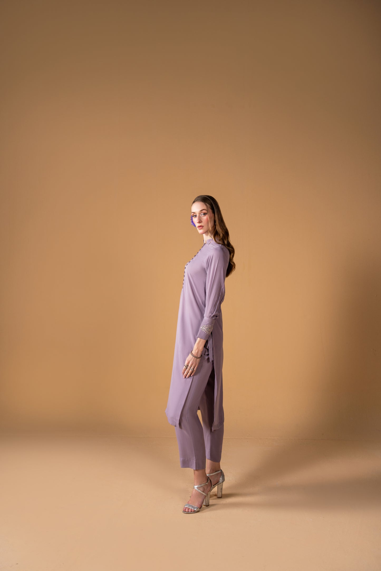 Long Shirt With Embroidered Cuffs And Capri 2pc