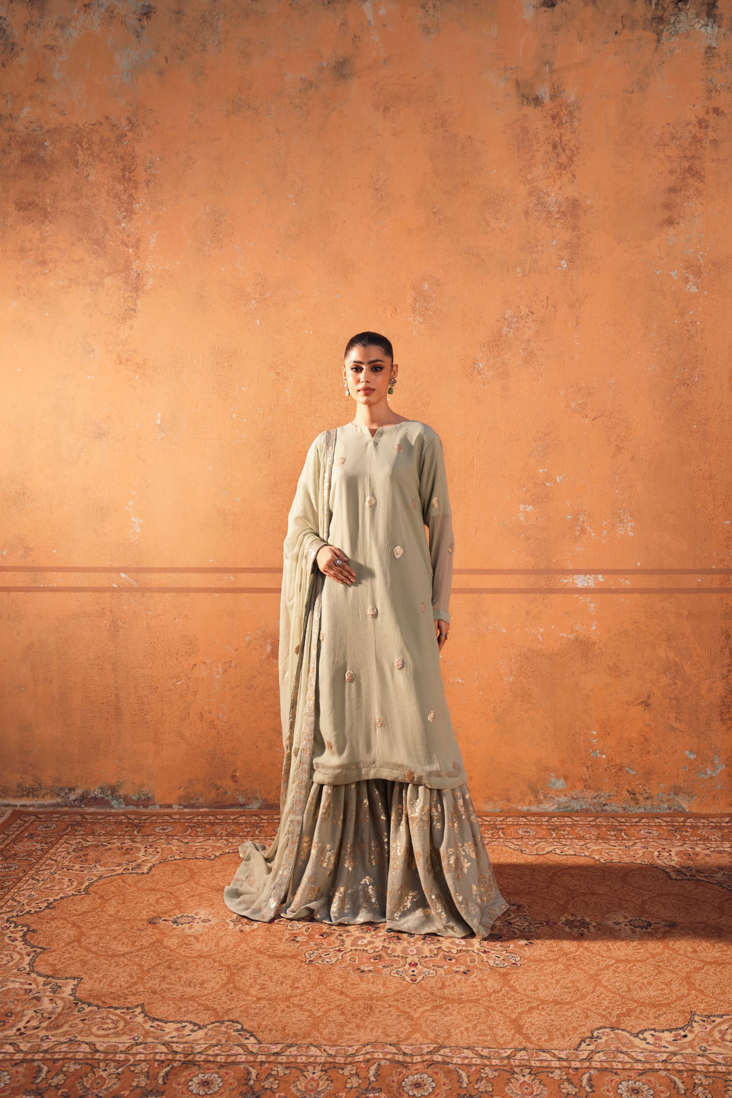 Long Shirt With Chunat Shrara