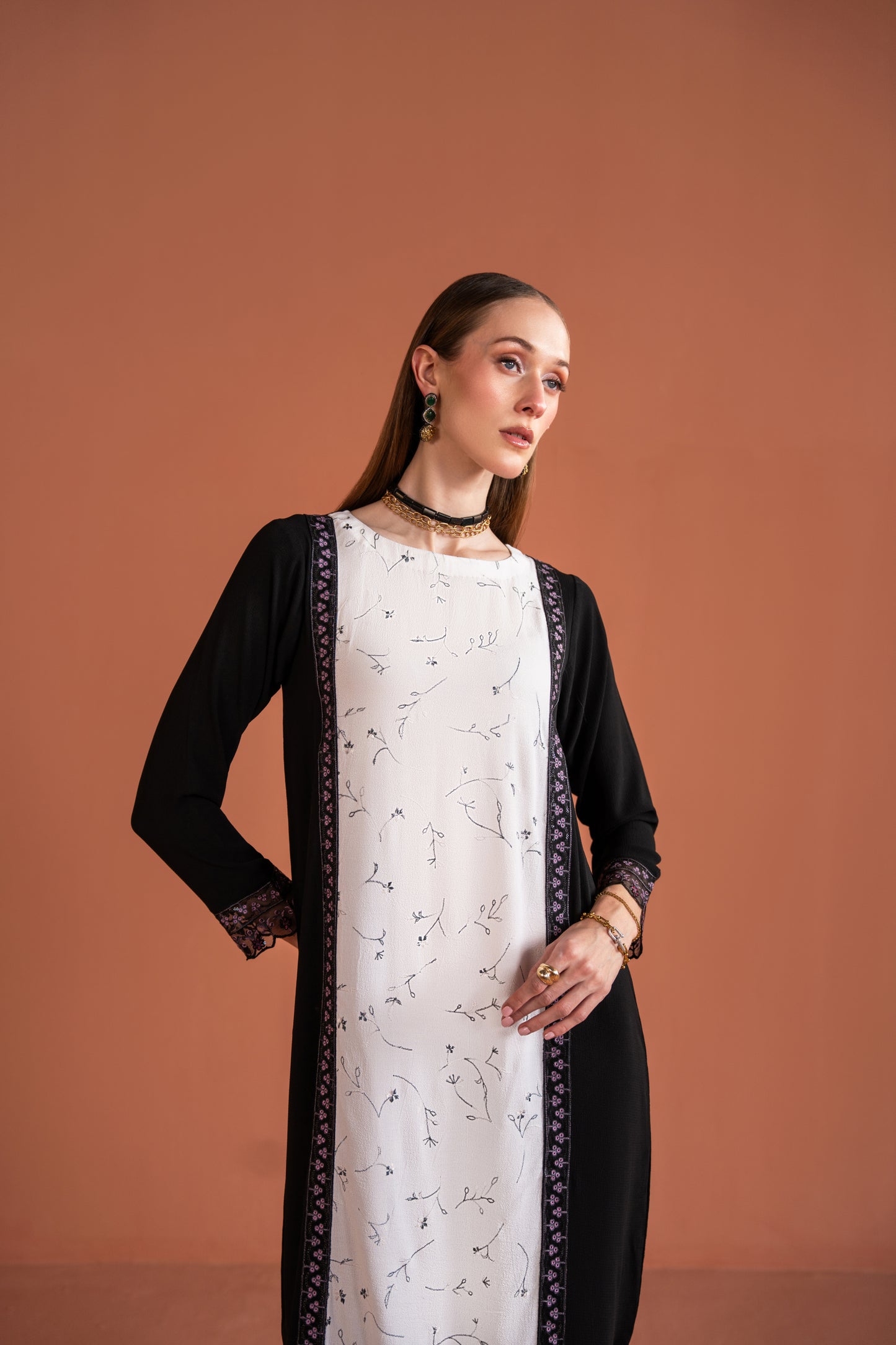 Long Shirt With Embroidered Panel 1pc