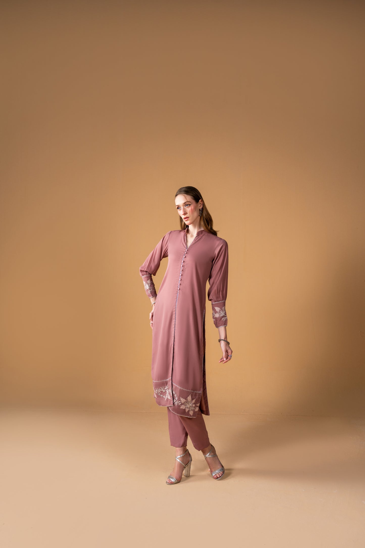 Embroidered Shirt With Central Font Slit With Buttons And Capri 2pc