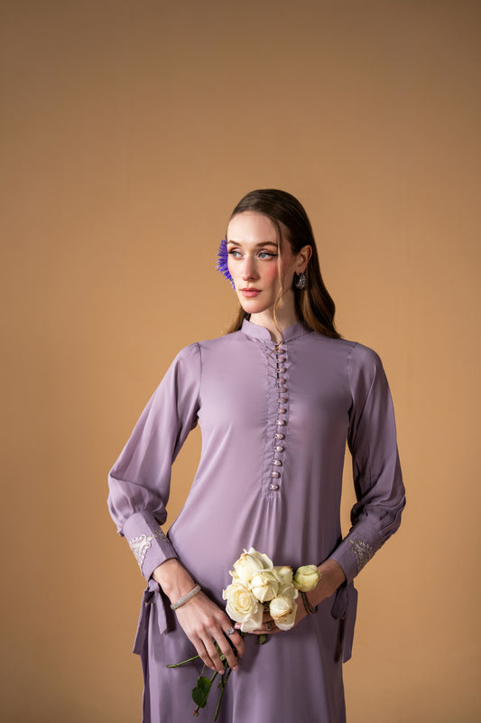 Long Shirt With Embroidered Cuffs And Capri 2pc